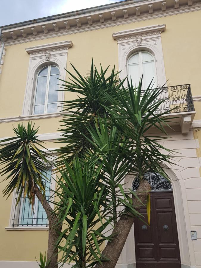 Palace Comfort Inn Pisa Kültér fotó