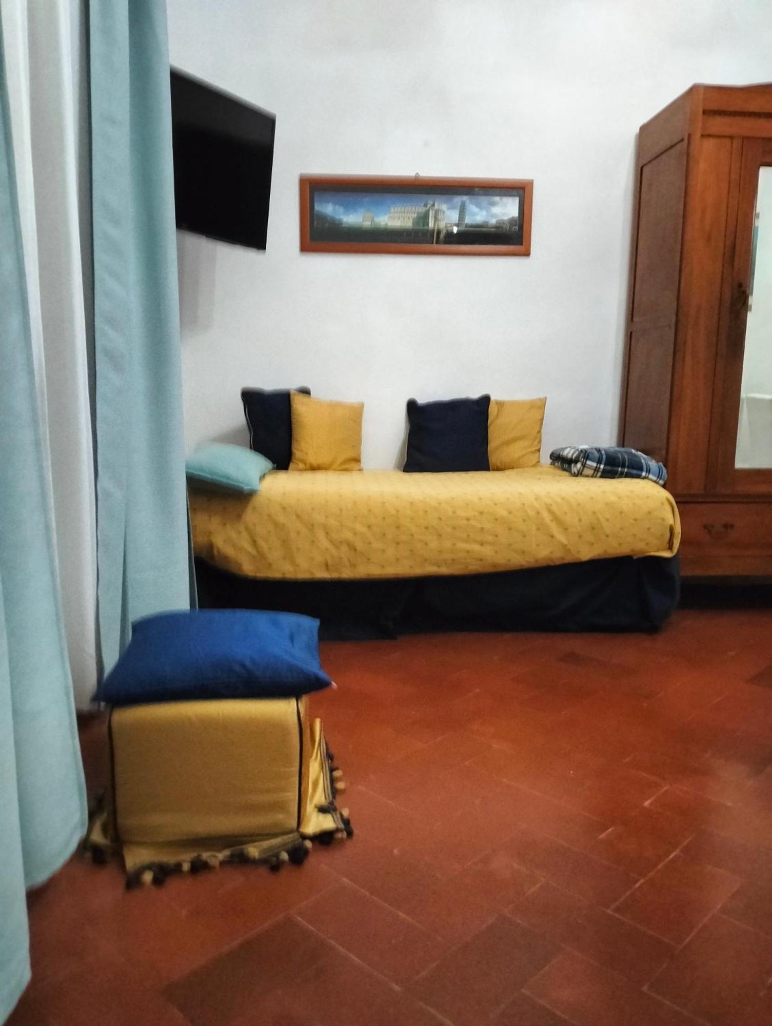 Palace Comfort Inn Pisa Kültér fotó