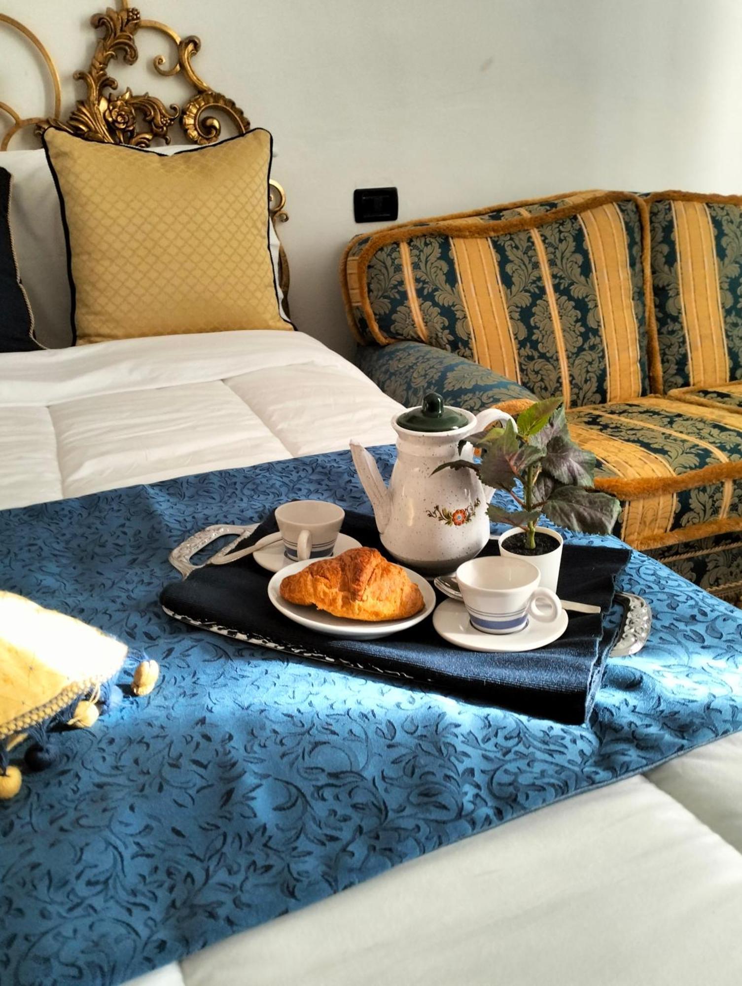 Palace Comfort Inn Pisa Kültér fotó